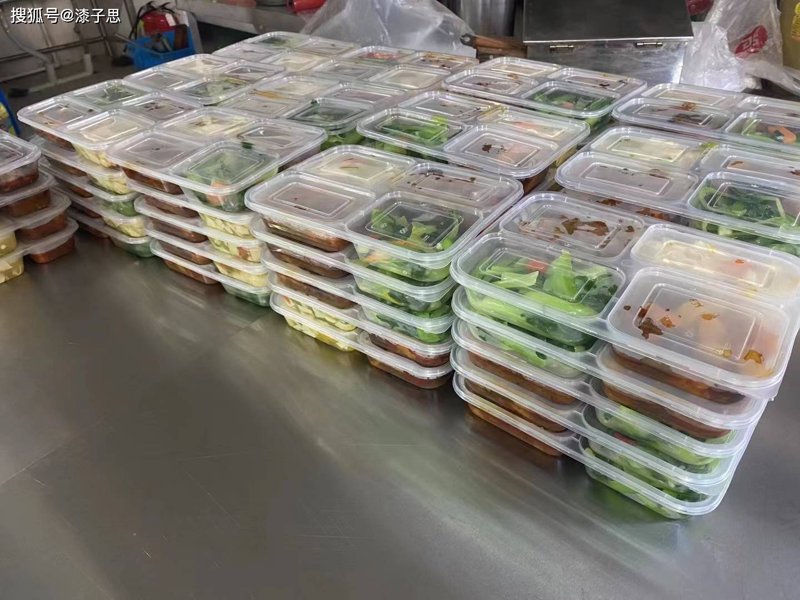 团餐配送行业：未来趋势与挑战并存